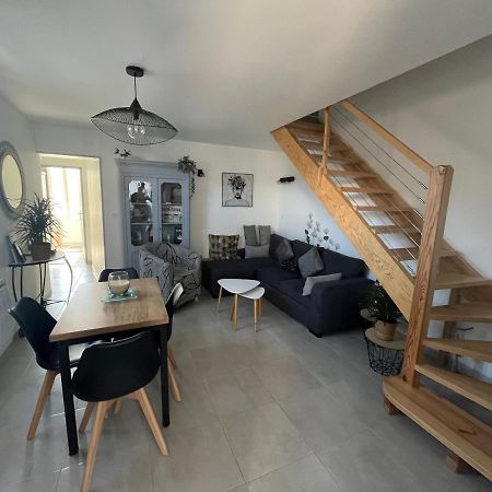 Maison Chaleureuse Avec Terrasse Privative Proche De La Gare Et Du Centre-Ville โรชฟอร์ ภายนอก รูปภาพ